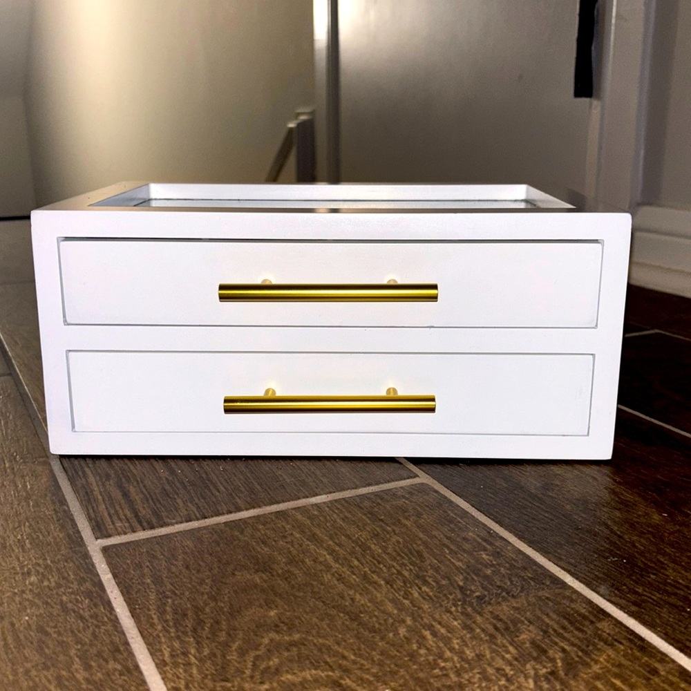 White jewelry box
